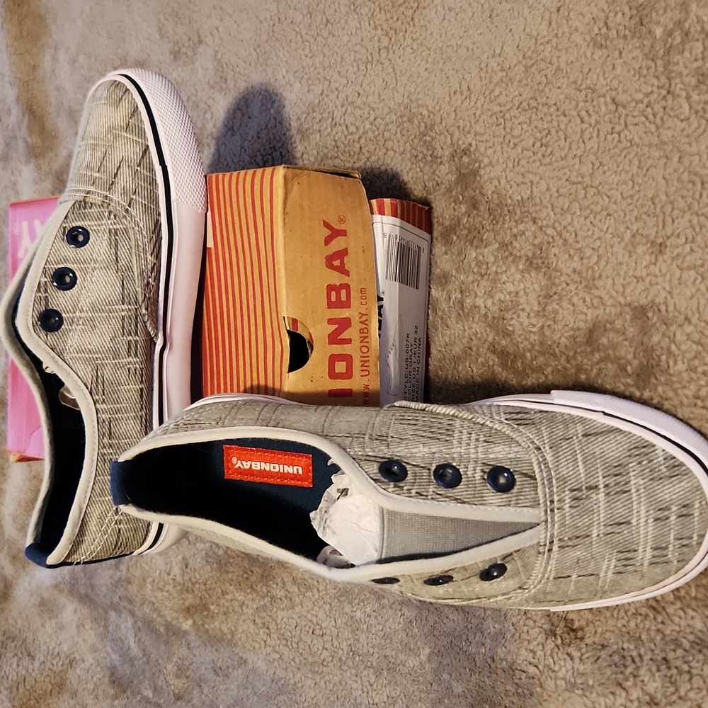 Unionbay Slip On Shoes Size Kids 1